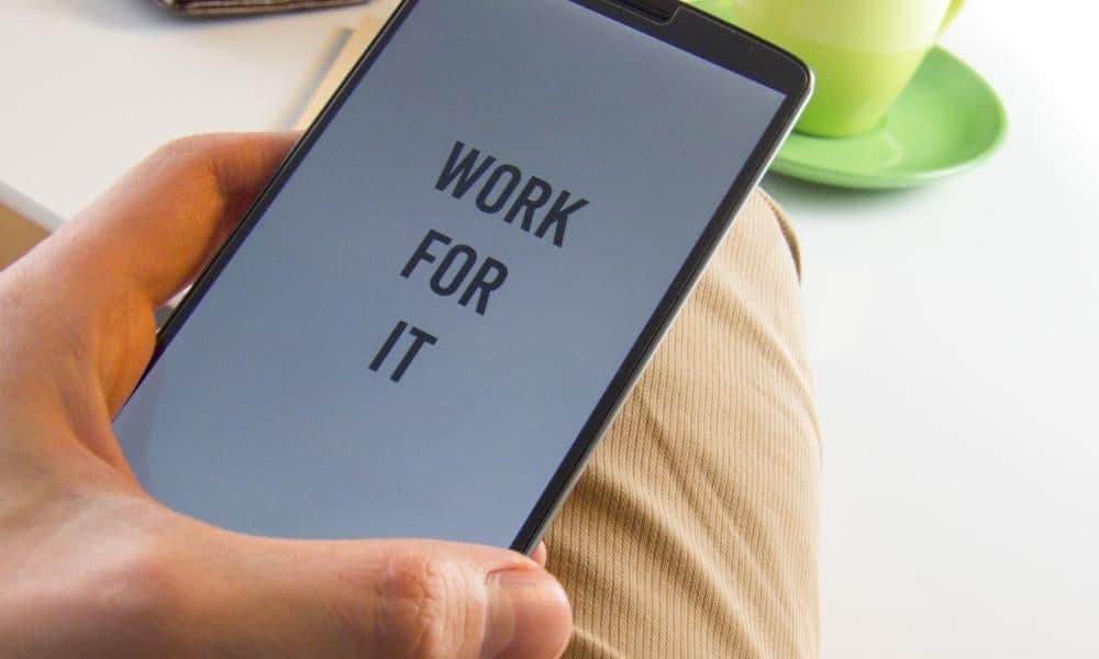 Czy mentoring może pomóc w zmianie branży? Oto jak może przyspieszyć Twoją karierę