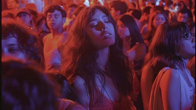 Jak pisać własne utwory muzyczne? Od pierwszych nut do gotowej piosenki