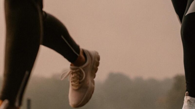 Jak ułożyć plan treningowy cardio? Praktyczny przewodnik dla każdego